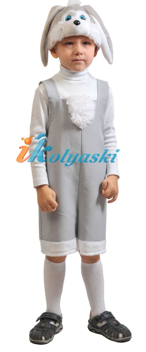 Костюм Зайчика СЕРОГО ТКАНЬ-ПЛЮШ, костюм зайчика для мальчика, костюм серого зайца, размер единый, рост 92-122, на 2-6 лет, артикул 2005. В комплекте: шорты с хвостиком, жилетик, шапочка.